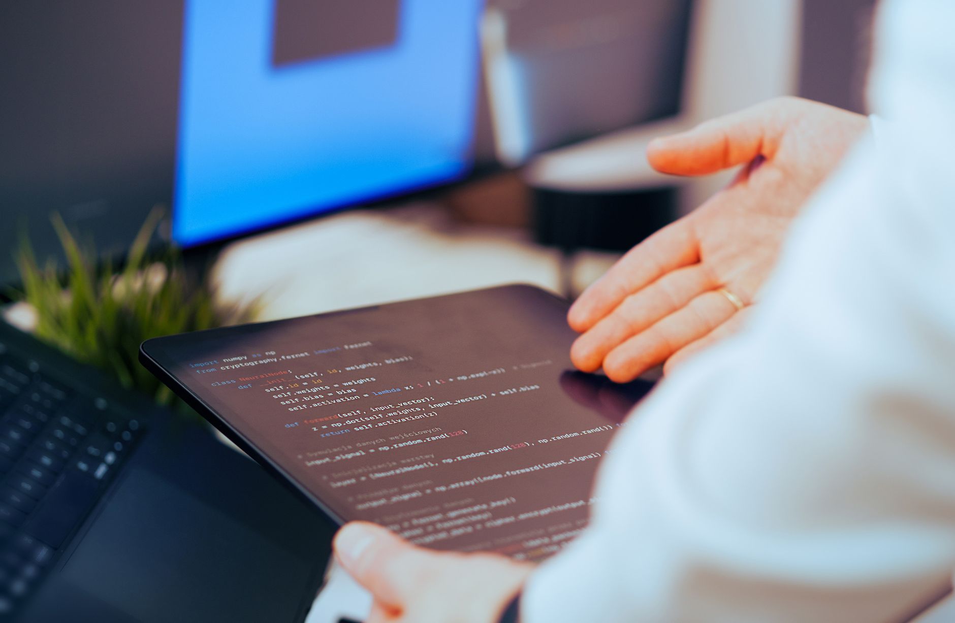 Digital interface tracking secure folders data with tags